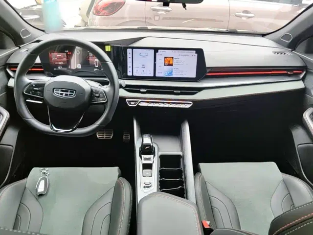 Geely Binrui — Фото автомобиля 9