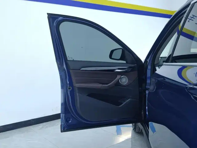 BMW X1 — Фото автомобиля 7