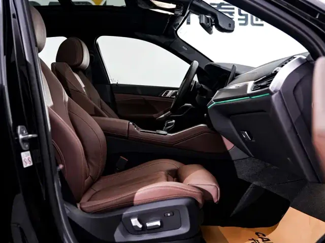 BMW X6 — Фото автомобиля 19
