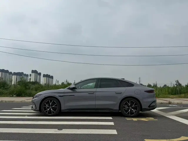 BYD Han — Фото автомобиля 8