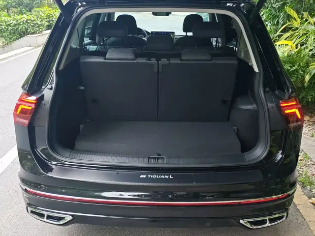 Volkswagen Tiguan L — Фото автомобиля 8