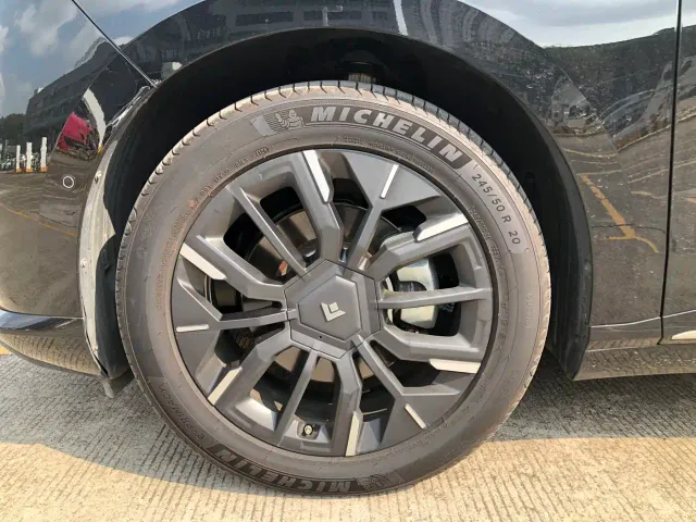 GAC Hyptec HT — Фото автомобиля 17