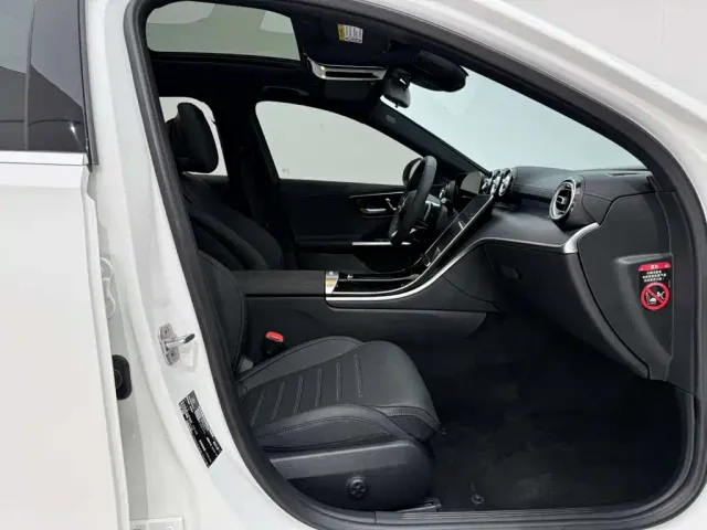 Mercedes-Benz C-Class — Фото автомобиля 4