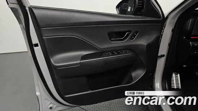 Hyundai Kona SX2 — Фото автомобиля 13