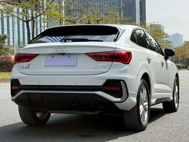 Audi Q3 Sportback — Фото автомобиля 19
