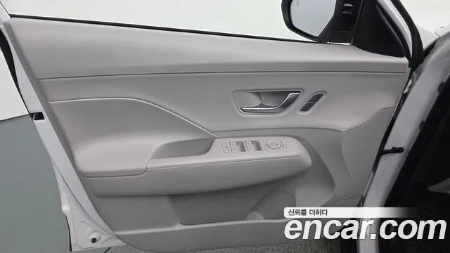 Hyundai Kona SX2 — Фото автомобиля 13