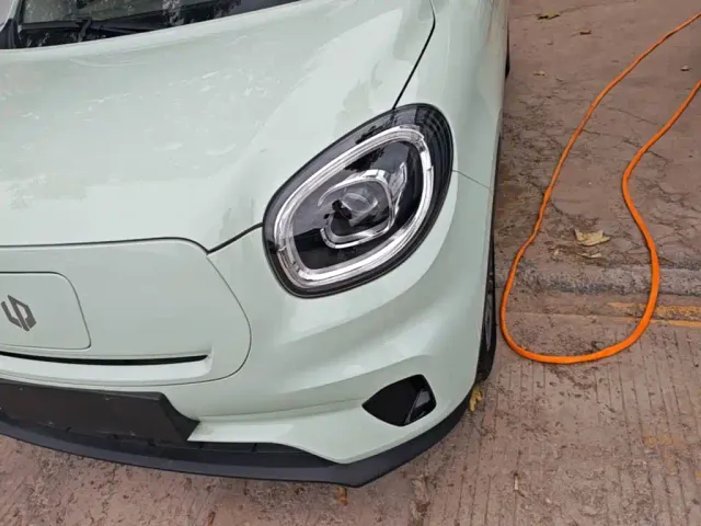Leapmotor T03 — Фото автомобиля 23