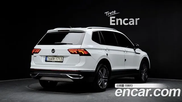 Volkswagen Tiguan — Фото автомобиля 2