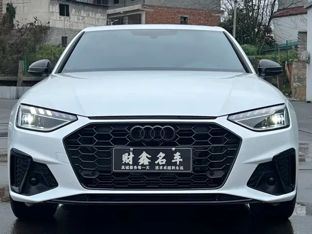 Audi A4L — Фото автомобиля 2