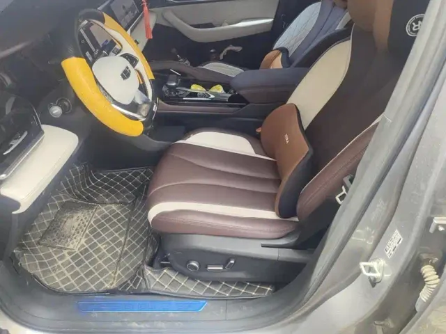 Geely Xingyue L — Фото автомобиля 9