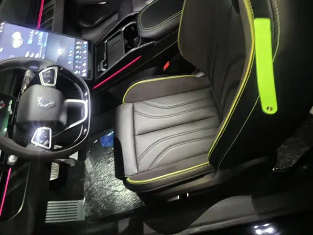Hozon Neta GT — Фото автомобиля 14