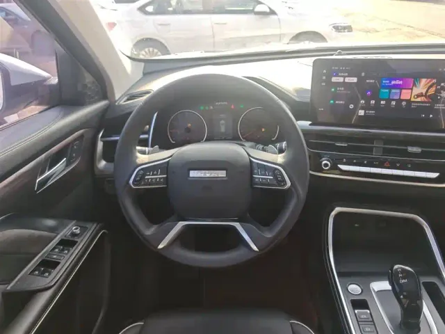 Haval H6 — Фото автомобиля 10