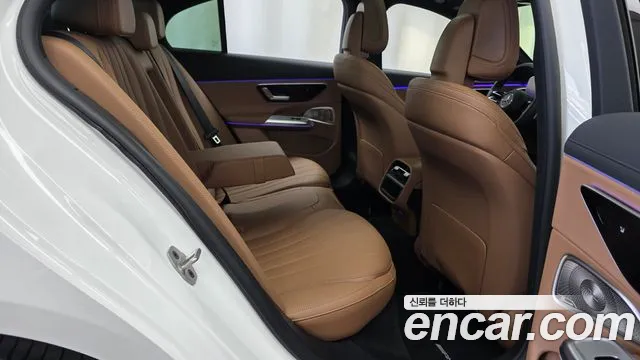 Mercedes-Benz E-Class E-класс W214 — Фото автомобиля 11