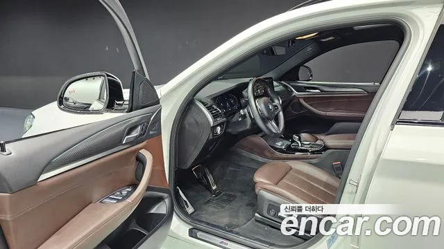 BMW X4 xDrive20i M Sport — Фото автомобиля 8