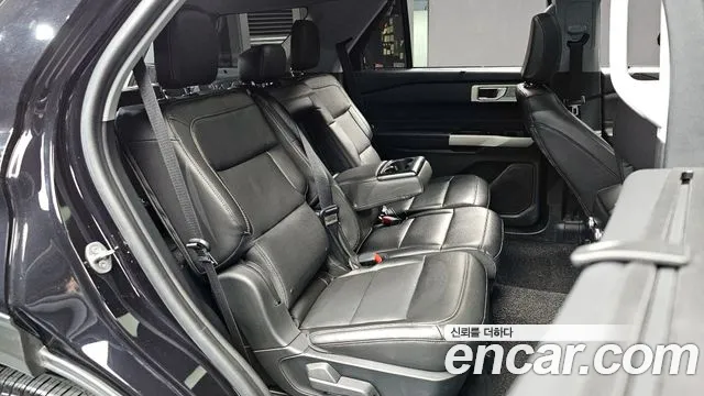 Ford Explorer Explorer 6 поколение — Фото автомобиля 12