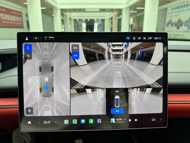 Xiaomi SU7 — Фото автомобиля 24
