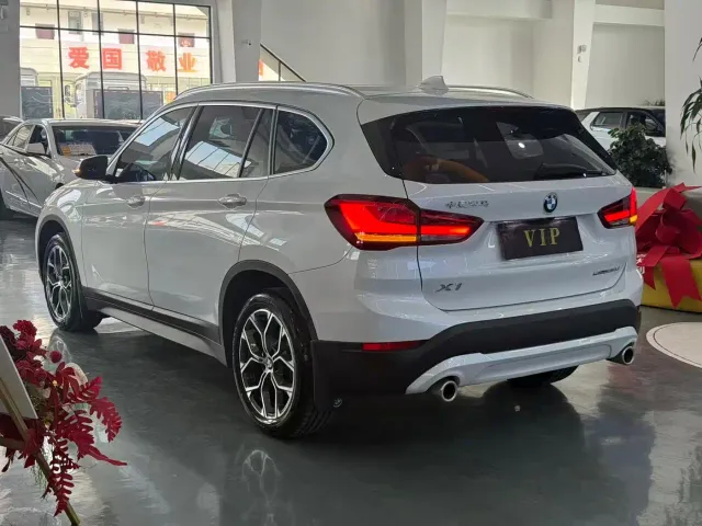 BMW X1 — Фото автомобиля 9