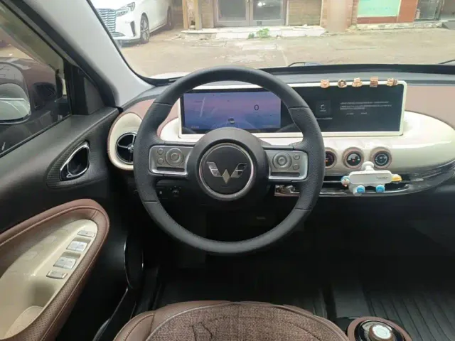 Wuling Bingo — Фото автомобиля 10