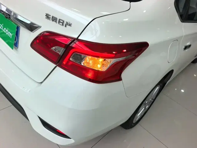 Nissan Sylphy — Фото автомобиля 7