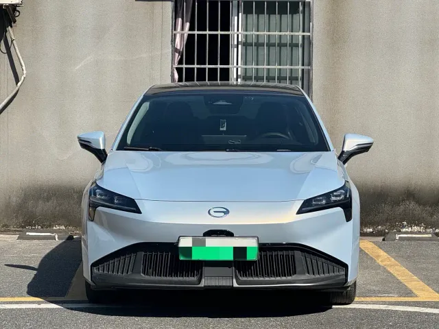 GAC Aion S Plus — Фото автомобиля 2