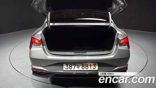 Hyundai AVANTE — Фото автомобиля 20