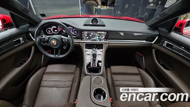 Porsche Panamera 971 — Фото автомобиля 7