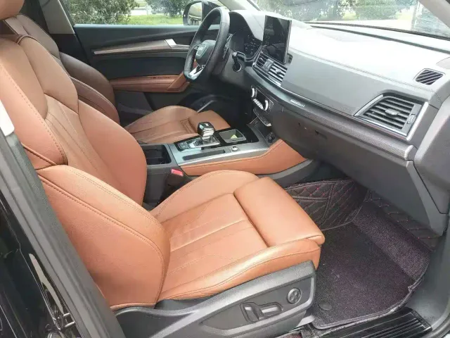 Audi Q5L — Фото автомобиля 12