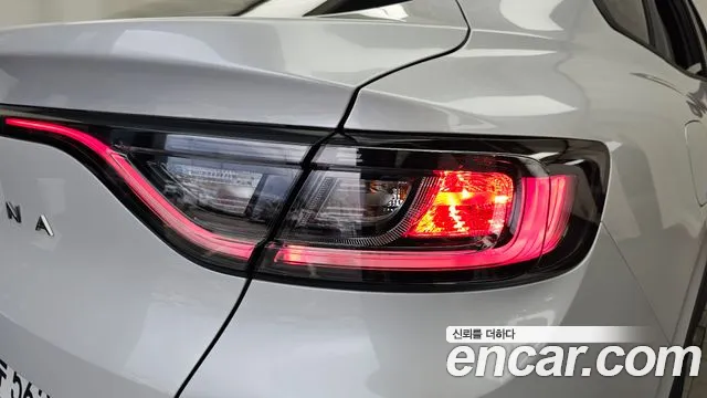 Renault-KoreaSamsung Arkana Arkana 1.6 GTe Techno — Фото автомобиля 19