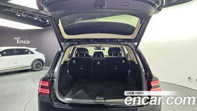 Genesis GV80 — Фото автомобиля 25