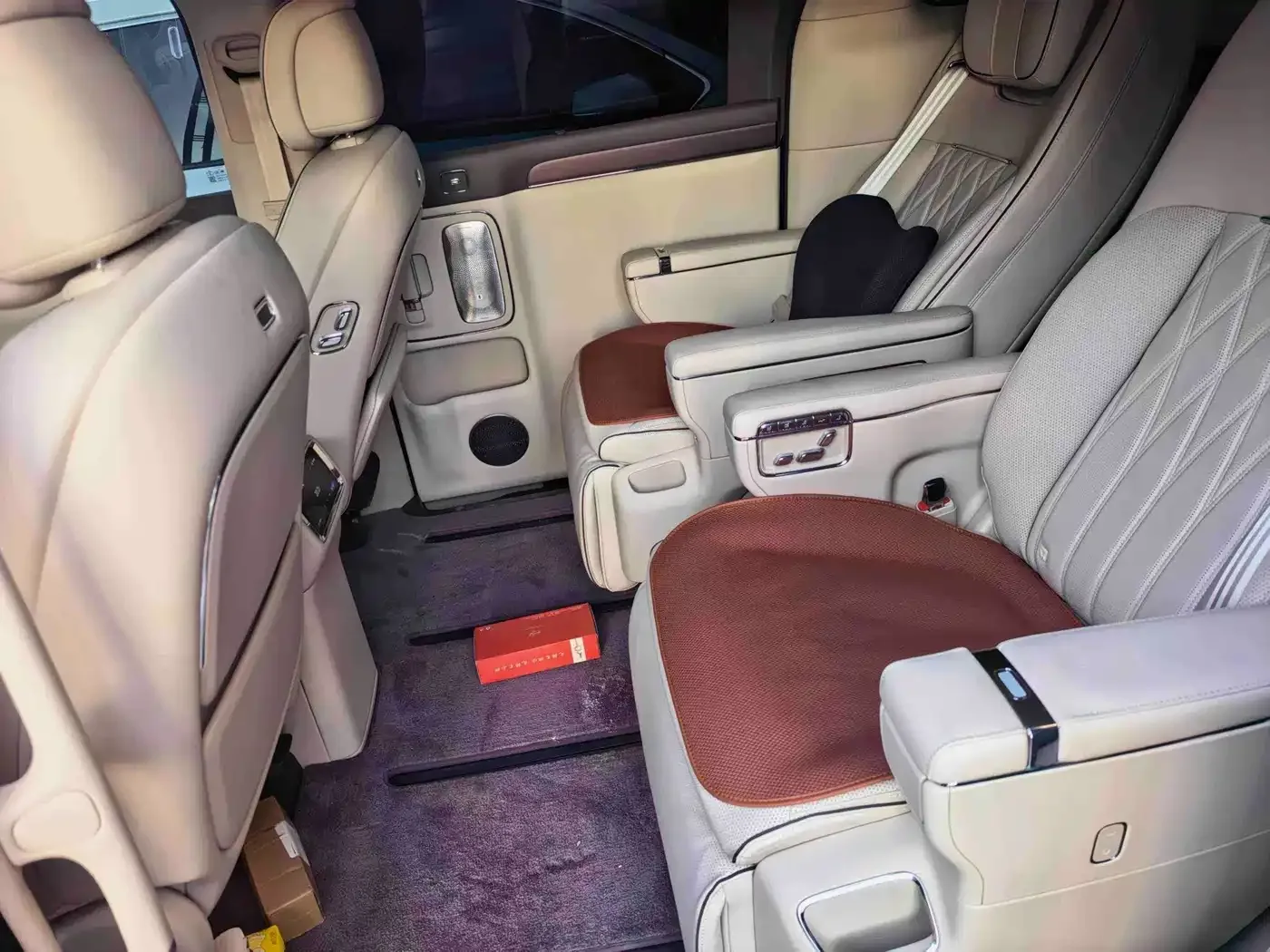 Zhijie Zunjie MPV 2026 Model High-End Edition — Фото автомобиля 2
