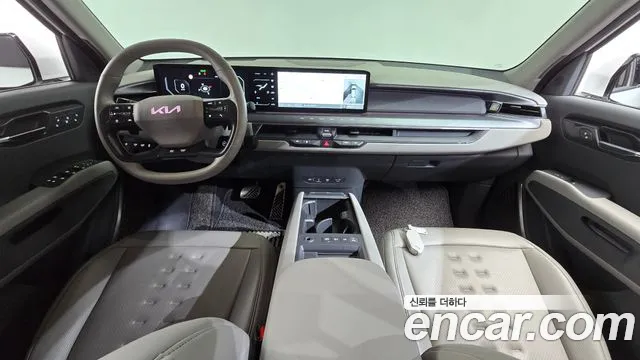 Kia EV9 — Фото автомобиля 4