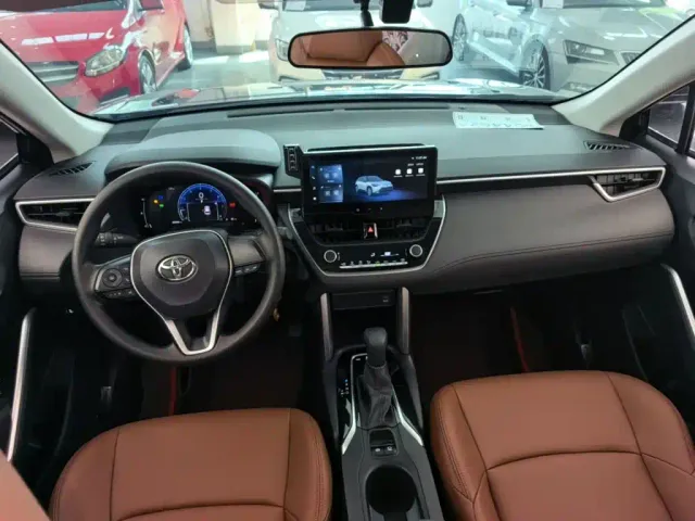 Toyota Frontlander — Фото автомобиля 9