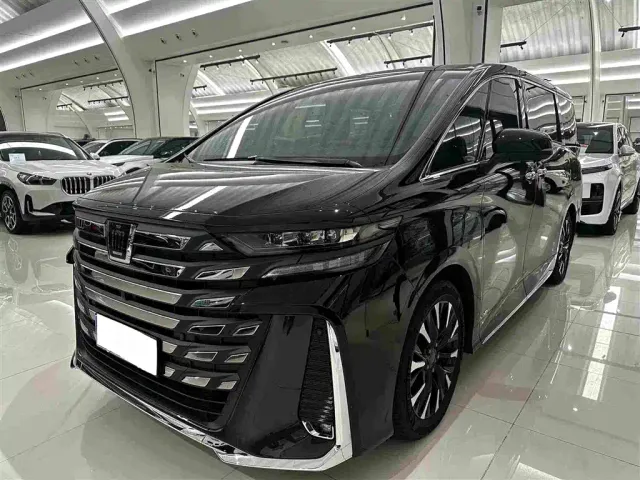 Фотография автомобиля — Toyota Vellfire