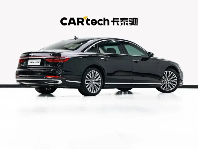 Audi A8 — Фото автомобиля 4