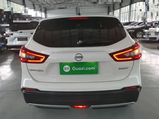Nissan Qashqai — Фото автомобиля 5
