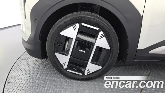 Kia EV3 — Фото автомобиля 5