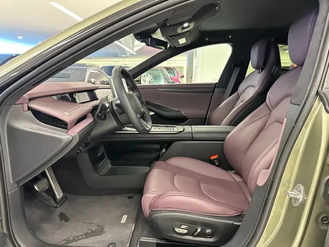 Xiaomi SU7 — Фото автомобиля 9