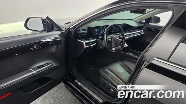 Hyundai Grandeur GN7 — Фото автомобиля 14
