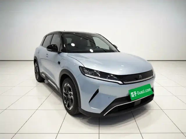 BYD Yuan UP — Фото автомобиля 3