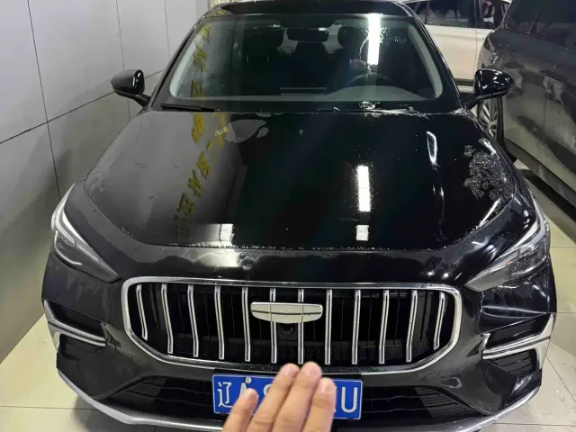 Geely Emgrand — Фото автомобиля 11