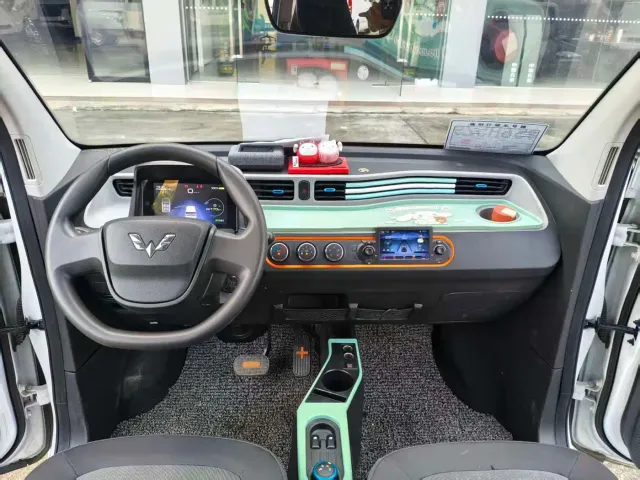 Wuling Hongguang Mini EV — Фото автомобиля 8