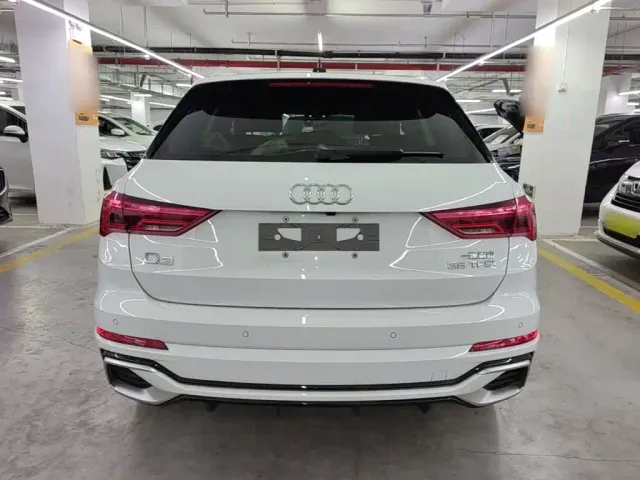 Audi Q3 — Фото автомобиля 5