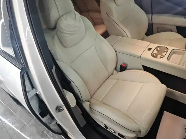 Li Auto i6 — Фото автомобиля 24