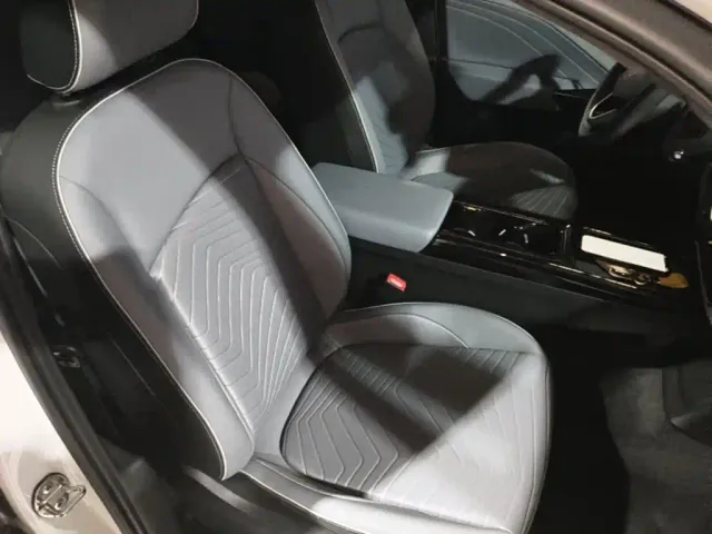 Volkswagen ID.3 — Фото автомобиля 24