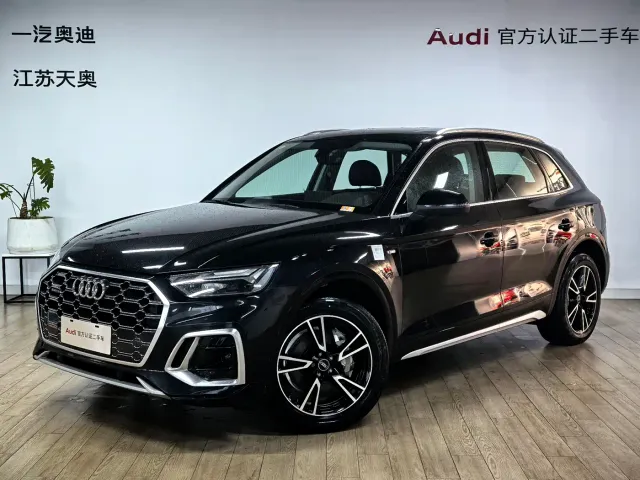 Фотография автомобиля — Audi Q5L