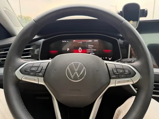 Volkswagen Sagitar — Фото автомобиля 16