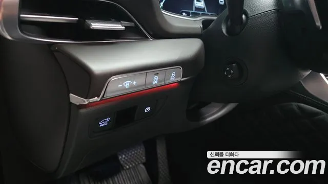 Genesis GV80 — Фото автомобиля 28