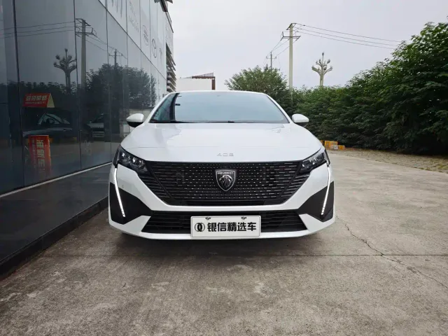 Peugeot 408 — Фото автомобиля 3