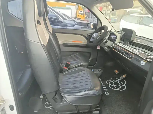 Wuling Hongguang Mini EV — Фото автомобиля 24