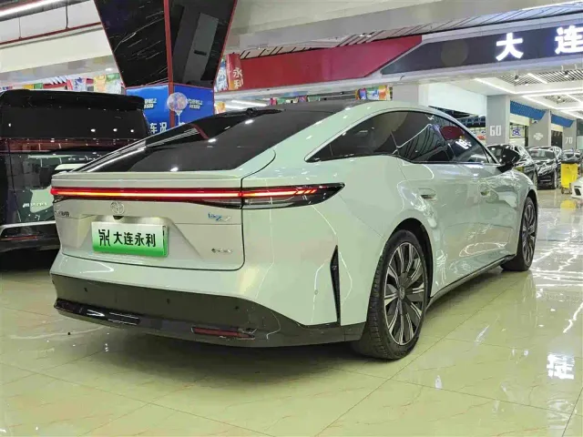 Toyota BoZhi 7 — Фото автомобиля 14